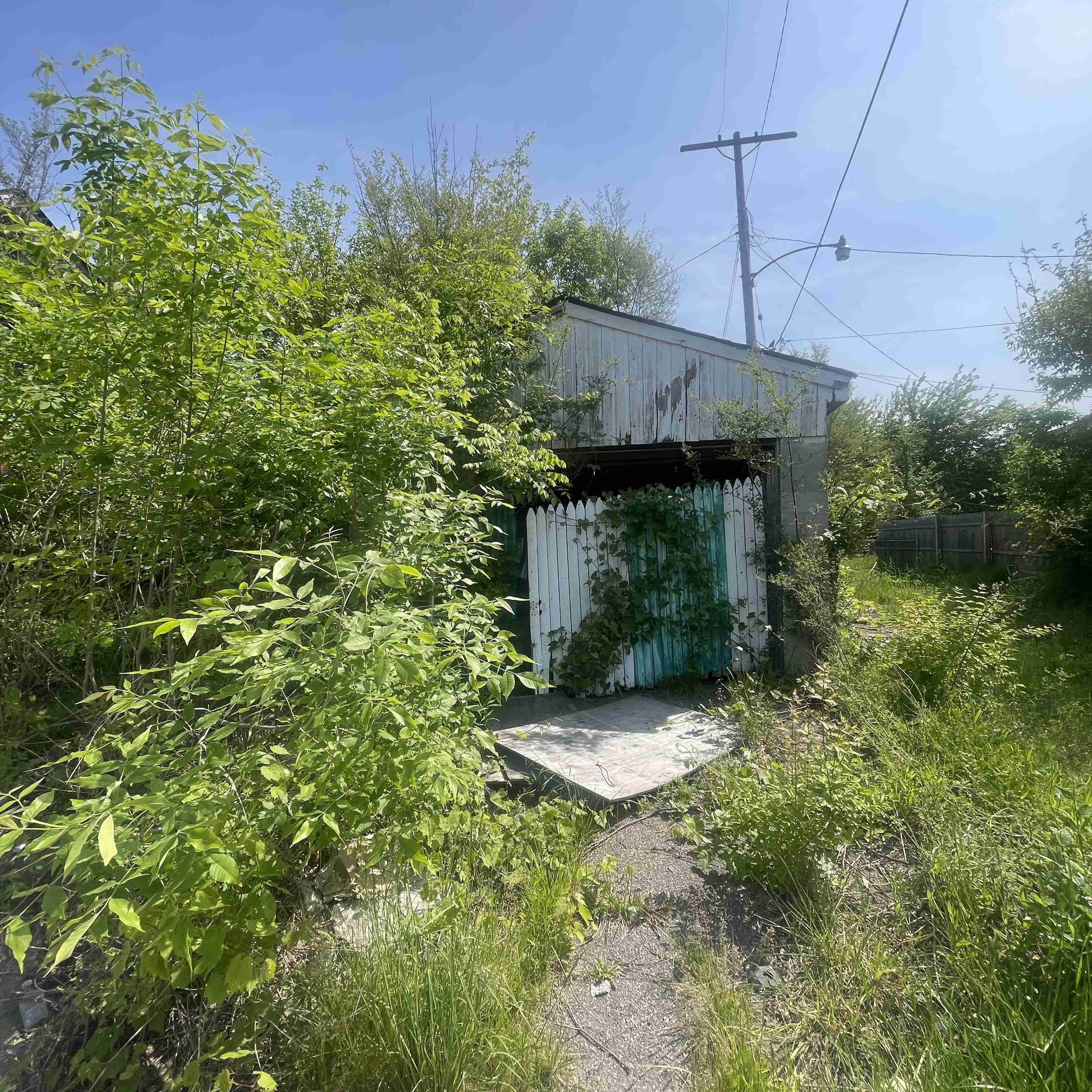 5605 S Martindale (13).jpg